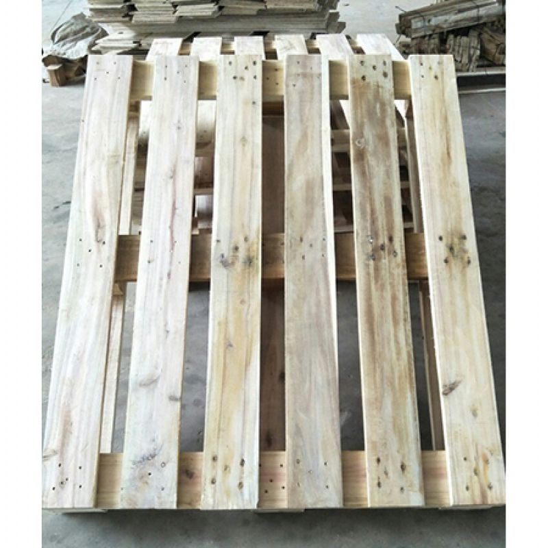 Pallet kê hàng trong kho Pallet kê hàng trong kho