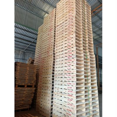 Pallet kê hàng trong kho