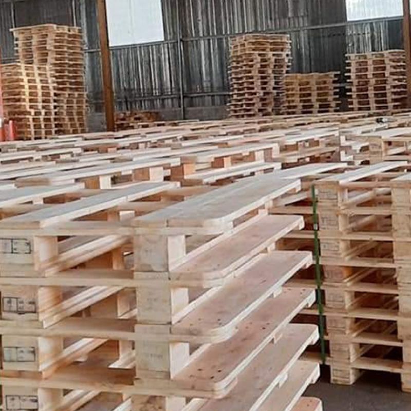 Pallet kê hàng trong kho Pallet kê hàng trong kho