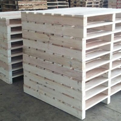 Pallet kê hàng trong kho