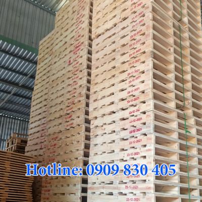 Pallet gỗ thông 07
