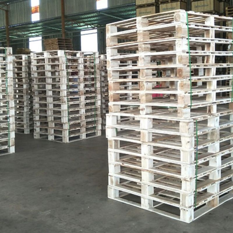 Pallet kê hàng trong kho Pallet kê hàng trong kho