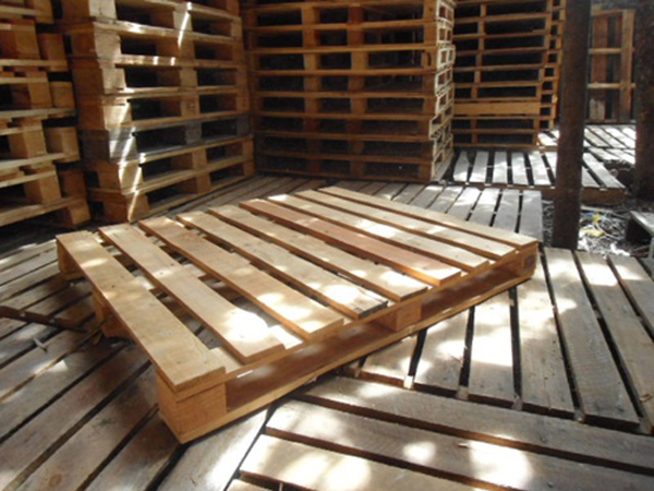 Tại sao phải sử dụng pallet gỗ trong vận chuyển hàng hóa? Tại sao phải sử dụng pallet gỗ trong vận chuyển hàng hóa?