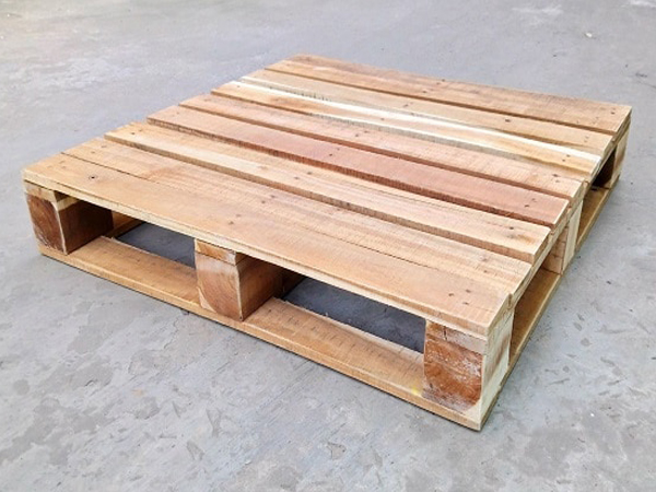 Trọng Lượng Pallet Gỗ Khoảng Bao Nhiêu Để Đạt Tiêu Chuẩn Nâng Đỡ Hàng Hóa? Trọng Lượng Pallet Gỗ Khoảng Bao Nhiêu Để Đạt Tiêu Chuẩn Nâng Đỡ Hàng Hóa?